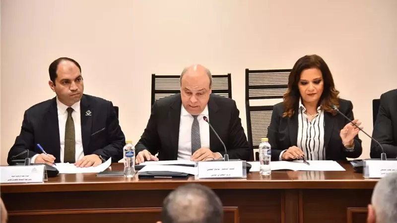 مبنى الركاب 4 .. أبرز المشروعات القومية للوزارة