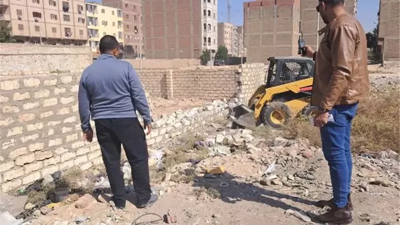 إزالة 40 حالة تعدٍ على الأراضي الزراعية بمنطقة شارع 16 بقنا