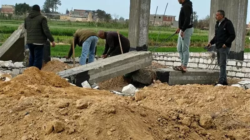 ازالة التعديات المخالفة على الاراضى الزراعية بالاسكندرية