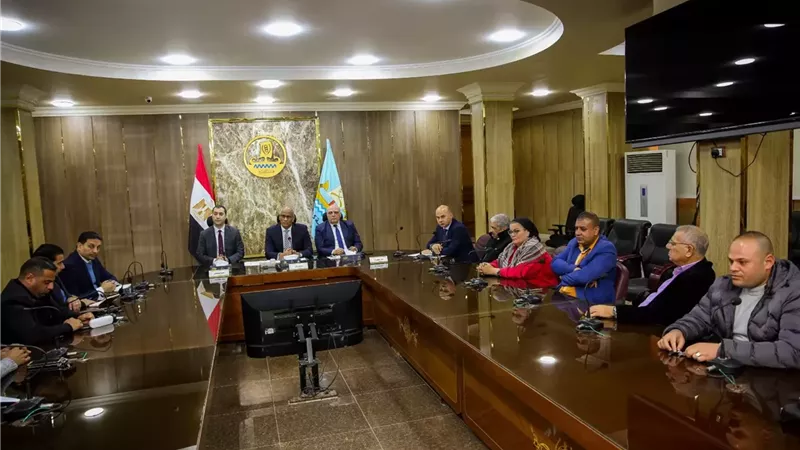 محافظ كفرالشيخ يلتقي الصحفيين والإعلاميين عقب توليه مهام منصبه