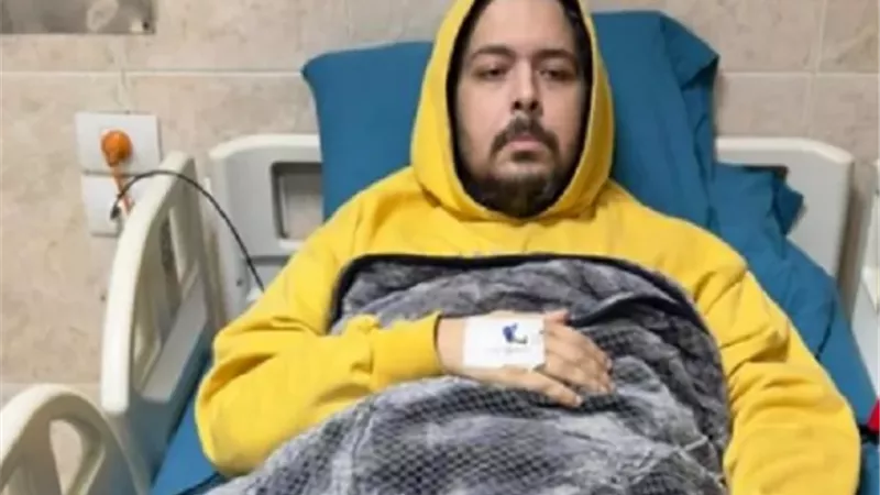 تعرض كريم مغاوري لوعكة صحية ونقله الى المستشفى