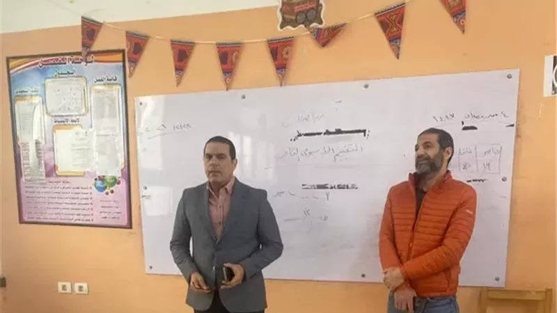وكيل تعليم الإسماعيلية يتفقد مدارس القصاصين..صور