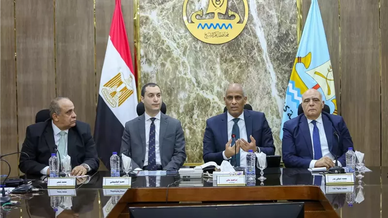 محافظ كفرالشيخ يطمئن على الاستعدادات لاستقبال شهر رمضان