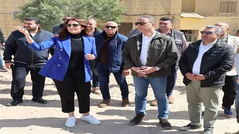 محافظ الجيزة يتفقد منطقة نزلة السمان لمتابعة مشروعات التطوير