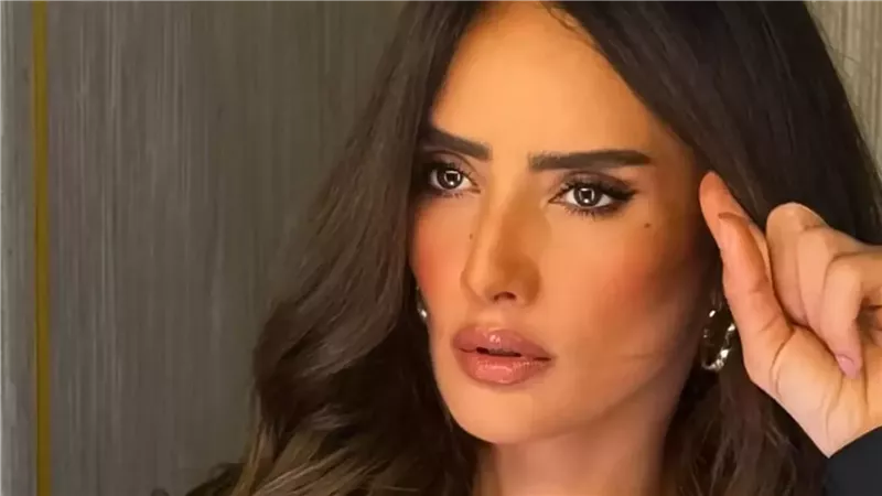 الموت يفجع الفنانة زينة