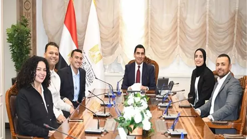 وزير الرياضة يلتقي لجنة اللاعبين باللجنة الأولمبية المصرية