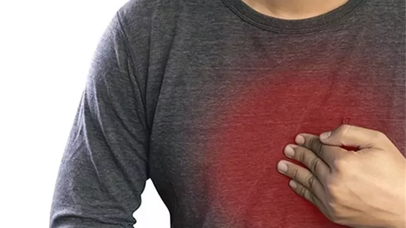 أسباب حرقة المعدة أثناء الصيام نهارًا في رمضان