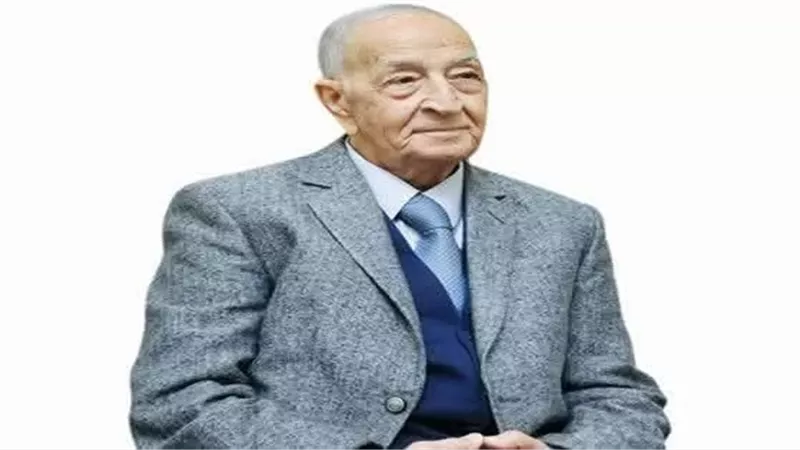 عمرو الليثي ناعيا فهمي عمر : فقدنا قامة إعلامية وإذاعية كبيرة