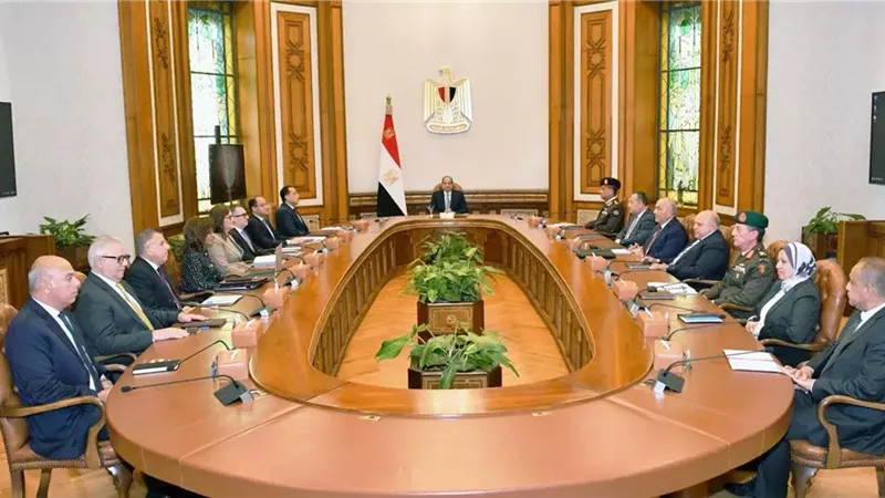 الرئيس السيسي يلتقي مجلس أمناء الأكاديمية الوطنية لتدريب وتأهيل الشباب