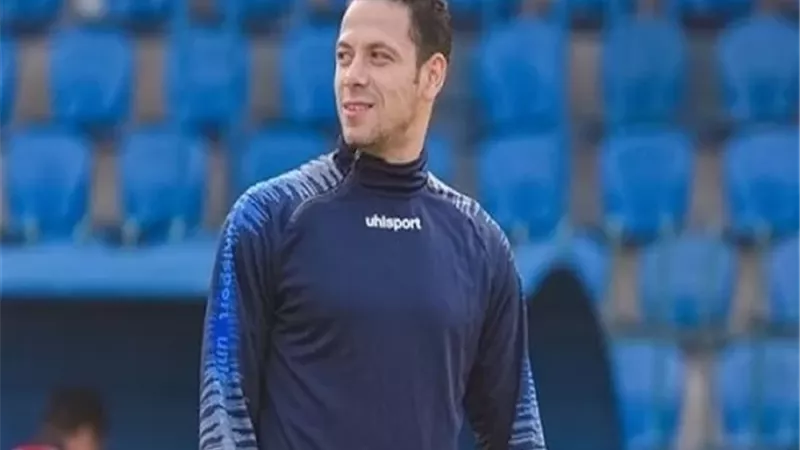 نجم الزمالك السابق يستفسر من اتحاد الكرة عن موقفه من الإيقاف