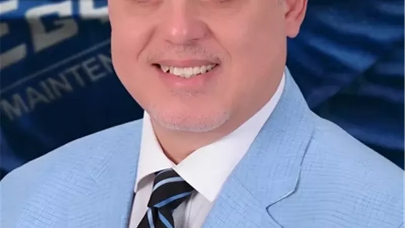 سامي .. رئيساً لشركة الصيانة والأعمال الفنية.. و شكرى مساعداً