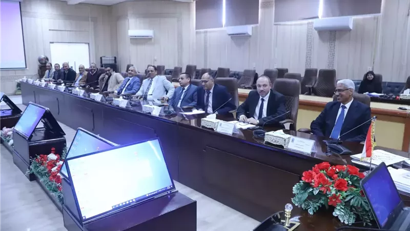 انشاء شركة جامعة قنا للخدمات المتكاملة