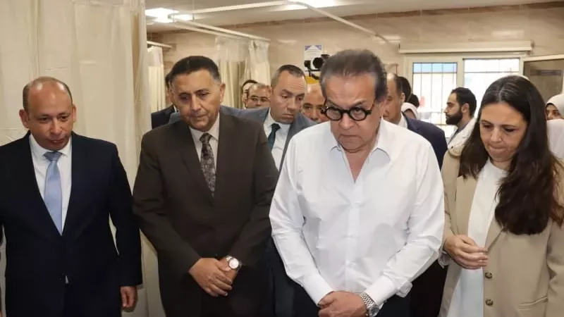 وزير الصحة يتفقد نموذج رعاية السكتة الدماغية بمستشفى القناطر الخيرية العام