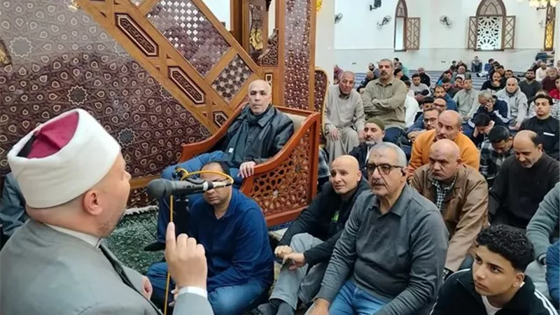 سيد جلال: مسجد أحباب المصطفى بالشروق يحيى انتصارات شهر رمضان.. فيديو