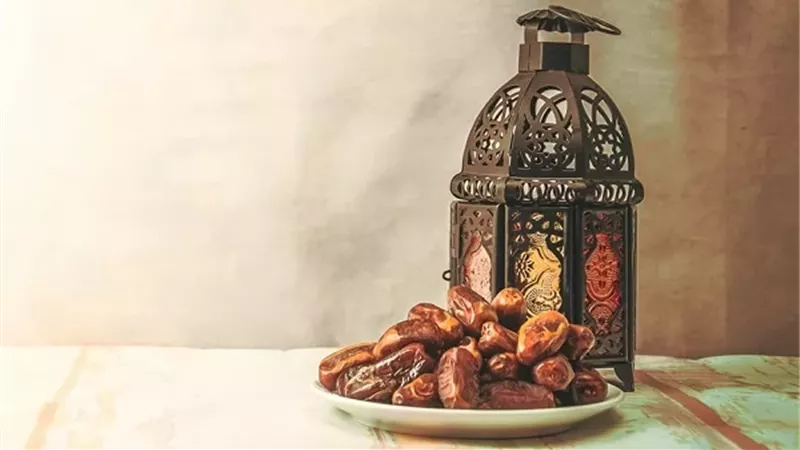 رخص الفطر في رمضان لأصحاب المرض والظروف الشاقة