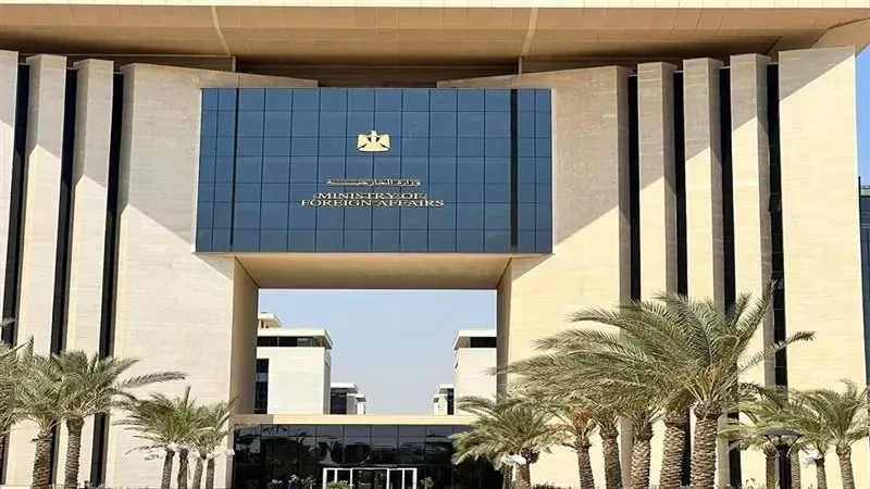 مصر تتابع بقلق بالغ التصعيد العسكرى الخطير فى المنطقة وتدين استهداف دول عربية شقيقة