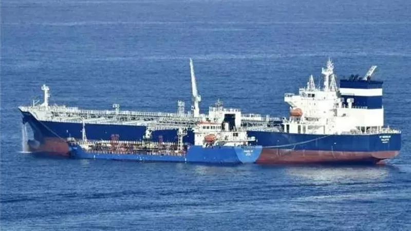 الحرس الثوري يعلن استهداف ناقلات نفط وتعطل القاعدة الأمريكية في الكويت