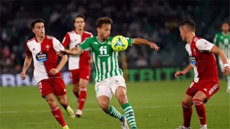 سيلتا فيجو يخطف فوزا مثيرا أمام جيرونا في الدوري الإسباني