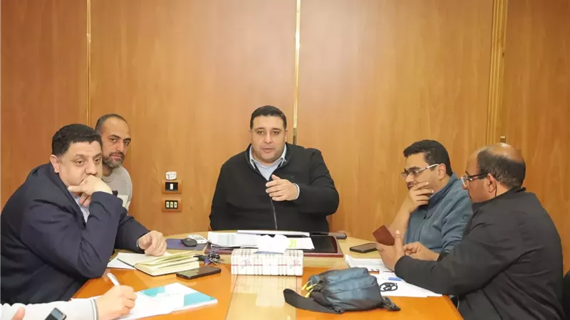 متابعة الانتهاء وتسليم مشروعات «حياة كريمة» بالبحيرة