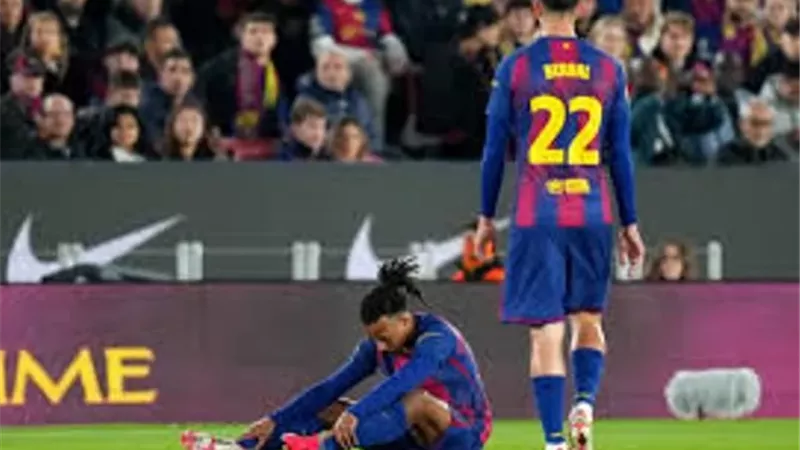 برشلونة يعلن تشخيص إصابتي كوندي وبالدي ضد أتلتيكو مدريد