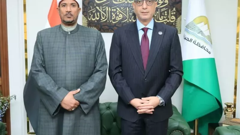 محافظ الجيزة يستقبل رئيس المنطقة الأزهرية بالجيزة الجديد