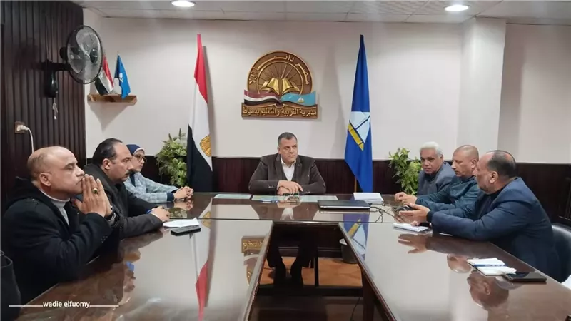 وكيل تعليم دمياط يشدد على ضرورة الإنضباط المدرسي