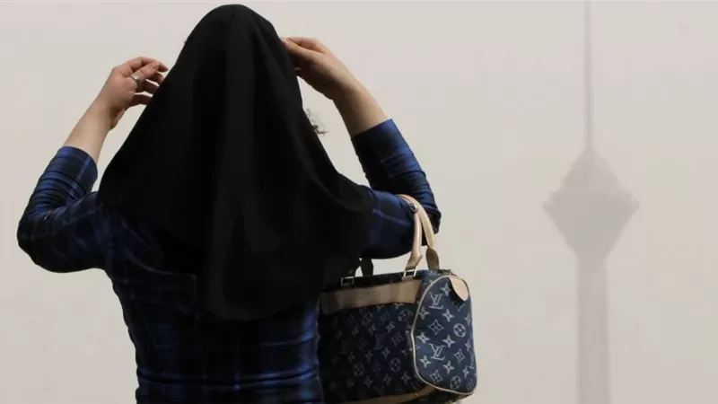 الطيب يوجه نصيحة لمن تترك الحجاب بعد الالتزام به في رمضان