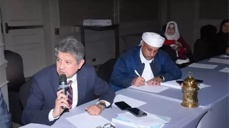 غرفة دمياط التجارية تشارك في مناقشة منظومة تراخيص المحال التجارية