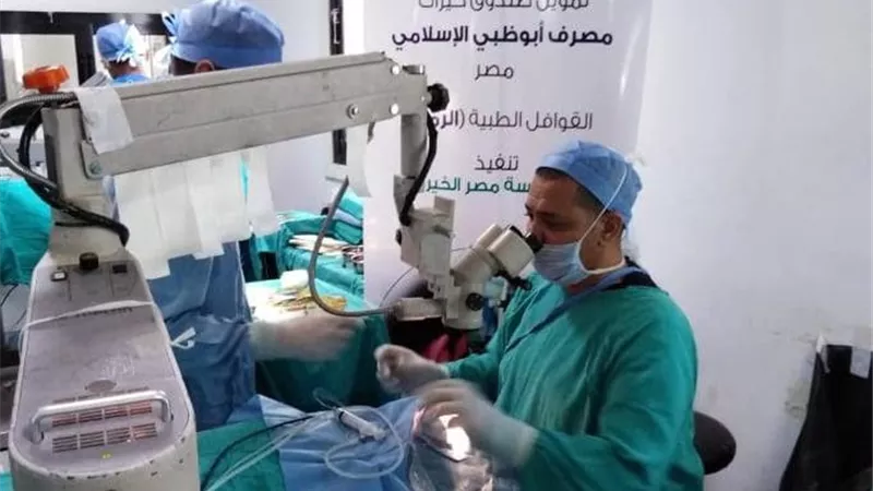 محافظ أسيوط: إجراء 349 عملية والكشف على 673 مريضاً