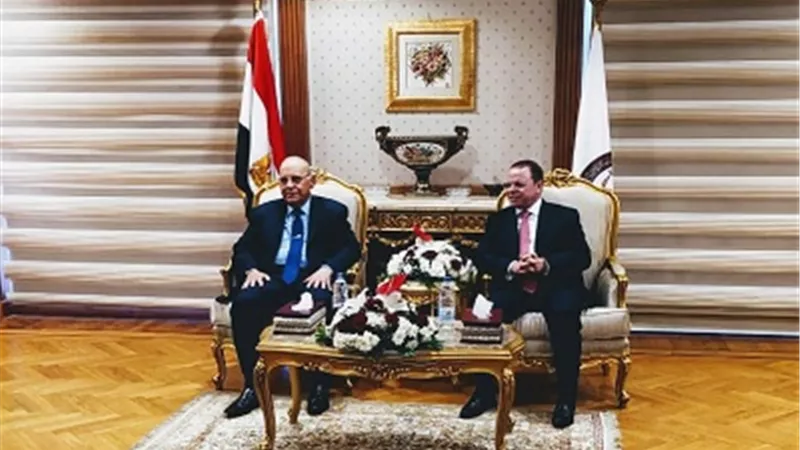 وزير العدل يهنئ المستشار حماده الصاوي بمنصب النائب العام