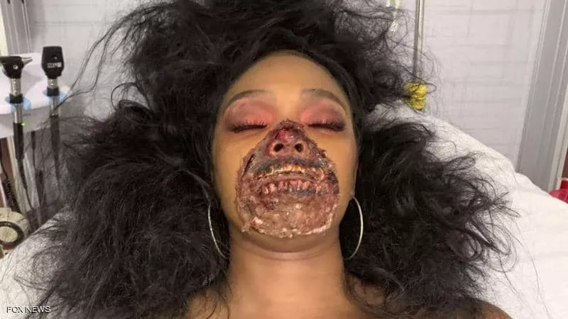 مساحيق التجميل تصيب فتاة بنوبة هلع
