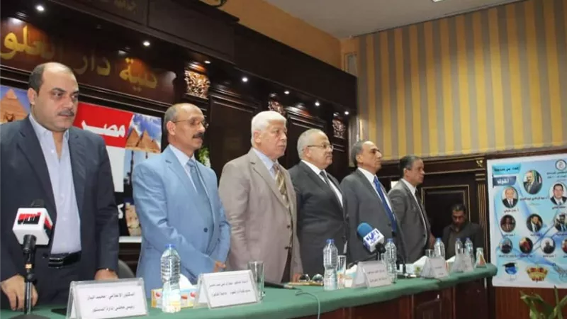 بالصور: كلية دار العلوم تبدأ الاحتفال بانتصارات أكتوبر المجيد بموسيقى الشرطة العسكرية