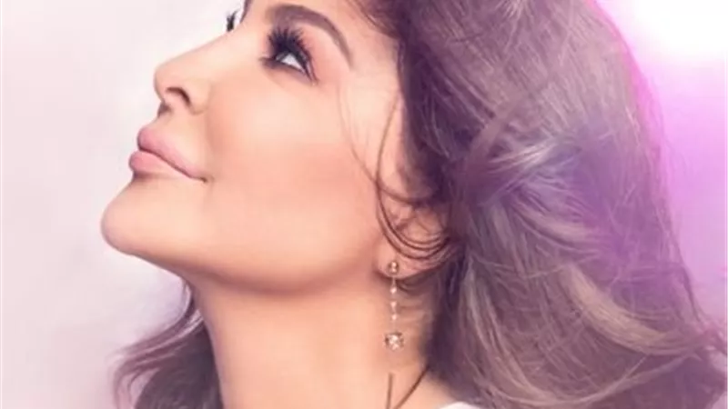 اليسا توجه رسالة خاصة للنساء
