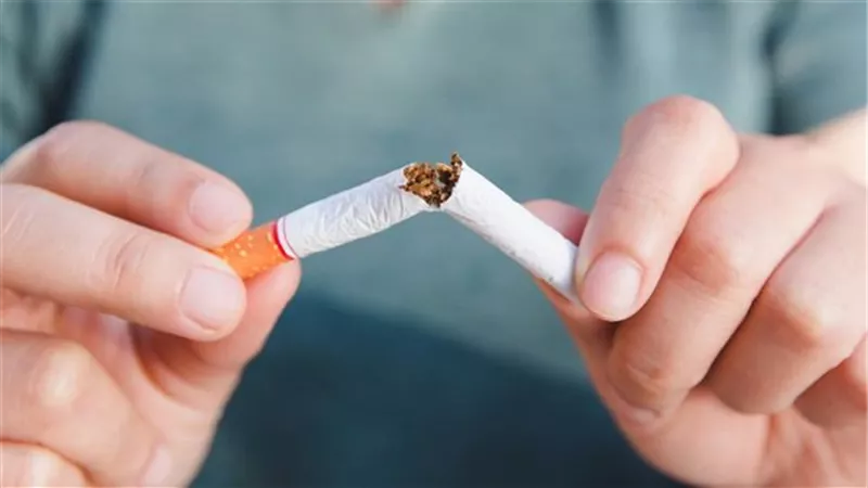 اضرار التدخين على الفرد .. 11 خطرا يهدد الصحة