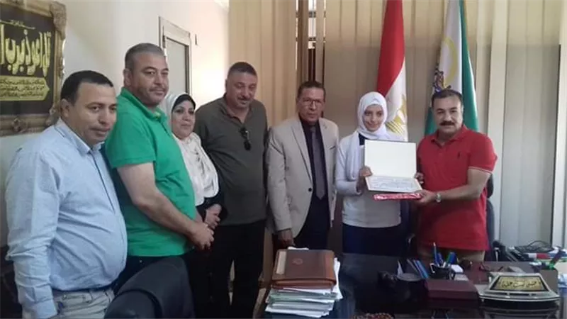 منشأة القناطر تكرم أبناء الشهداء فى ذكرى نصر أكتوبر