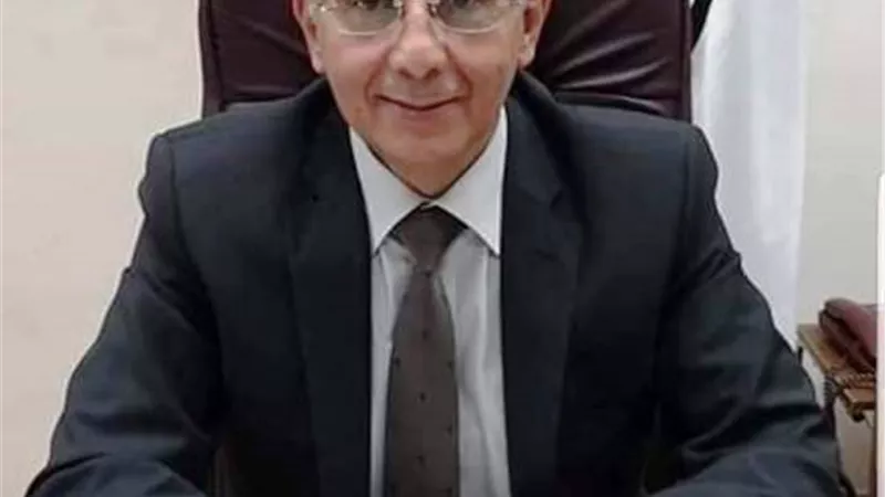رئيس جامعة الزقازيق يهنئ مصر رئيسا وجيشا وشعبا بنصرأكتوبر