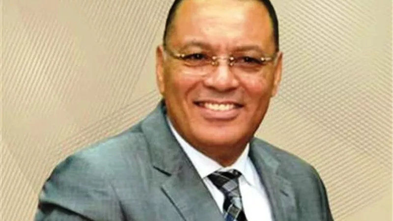 غراب يطلب تنفيذ قرارات الإزالة للتعديات المخالفة على الأرض الزراعية