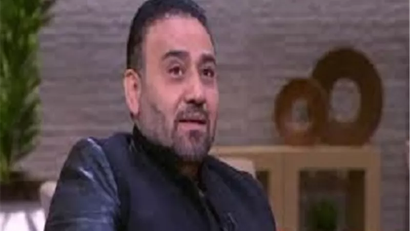مجد القاسم يروي موقف رجولي لضابط شرطة سانده فى مصر