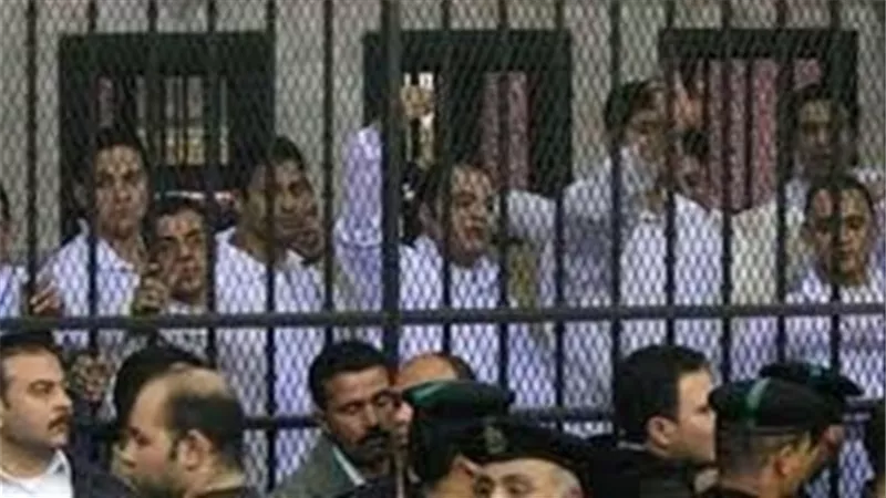 المشدد 10 سنوات وغرامة 17 مليون جنيه لـ 5 متهمين في أحداث مجلس الوزراء