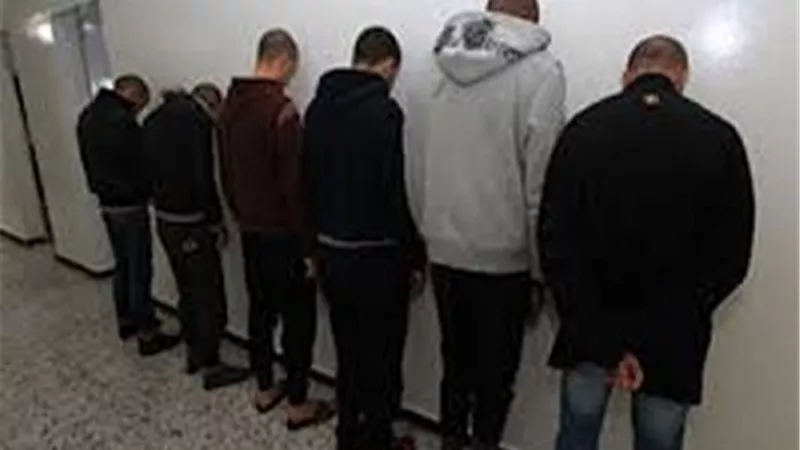 سقوط عصابة 