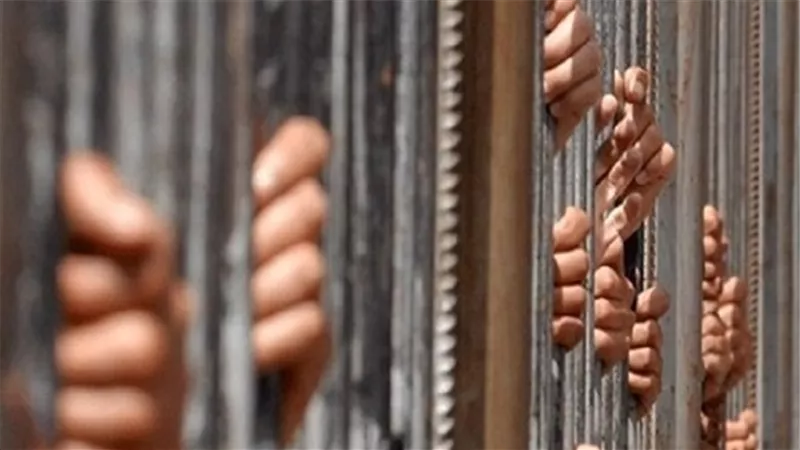 تخطف طليقها وتجبره على توقيع إيصالات أمانة
