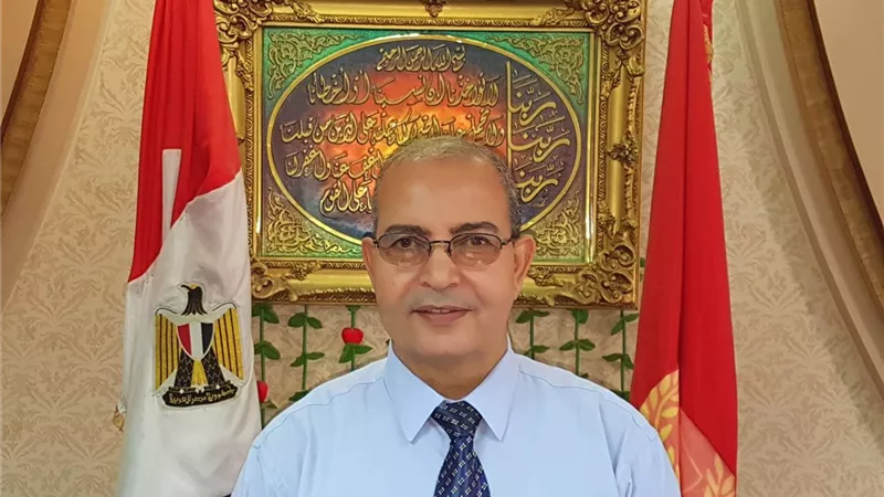 باهى يهنئ القيادات التنفيذية والعاملين بتعليم بورسعيد فى ذكرى نصر اكتوبر ال ٤٦