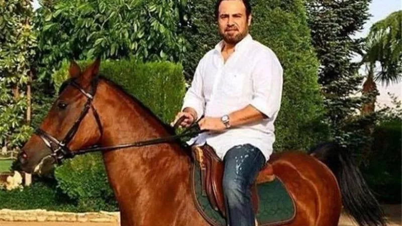 عاصى الحلاني على الحصان بعد تعافيه .. فيديو