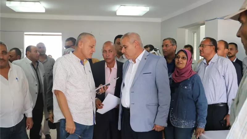 عبد المطلب يفتتح المركز التكنولوجى لخدمة المواطنين بمدينة ٦ أكتوبر