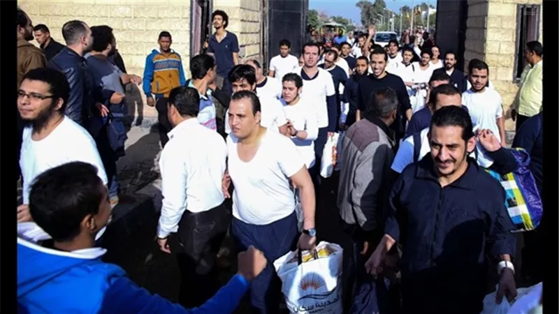 الإفراج عن 2392 من نزلاء السجون بمناسبة 6 أكتوبر
