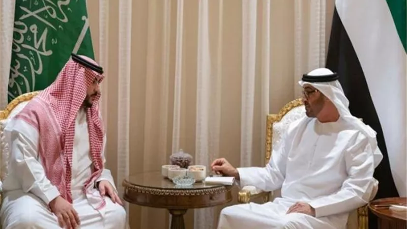 ولي عهد أبوظبي يستقبل نائب وزير الدفاع السعودي