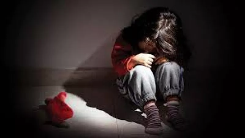 اعدام ذئب بشري .. اعتدى على طفلة العامين 5 ساعات حتى الموت