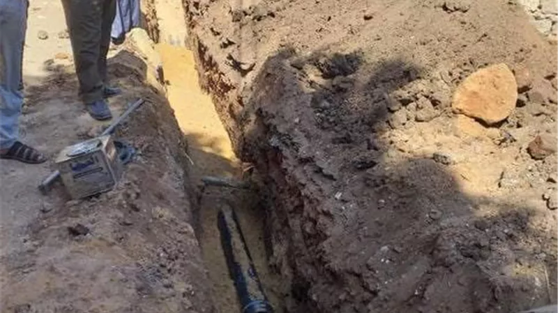 محافظ أسيوط: إحلال وتجديد شبكات المياه بعدة قرى بالغنايم