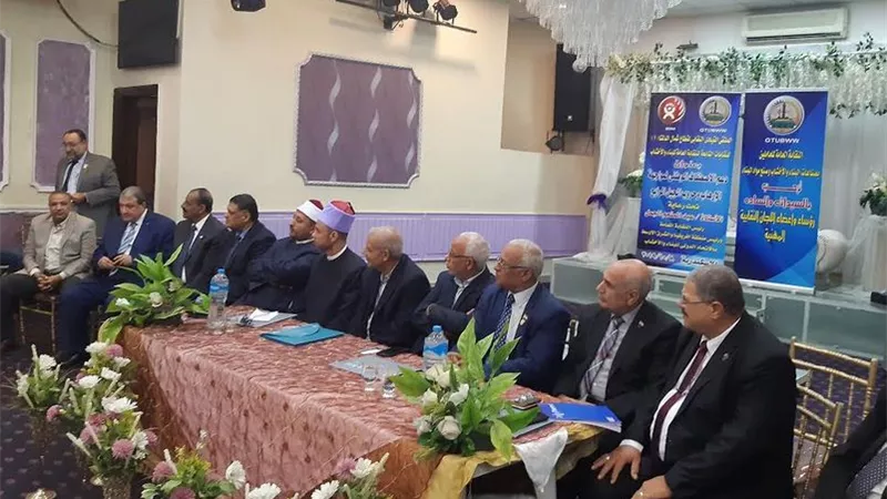المؤتمر العمالى بالدلتا يؤكد على رفضه للشائعات الهدامة ويجدد تأييده للقيادة السياسية وقواته المسلحة