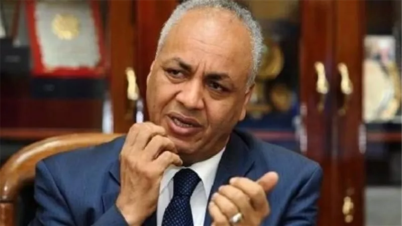 مصطفي بكري: الغلابة في حاجة للإحتضان بمشروع اجتماعي للحد من الفقر